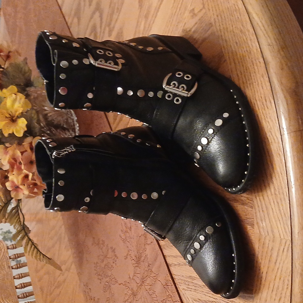 Sam Edelman DREA Black Leather Studded Boots - Picture 3 of 10